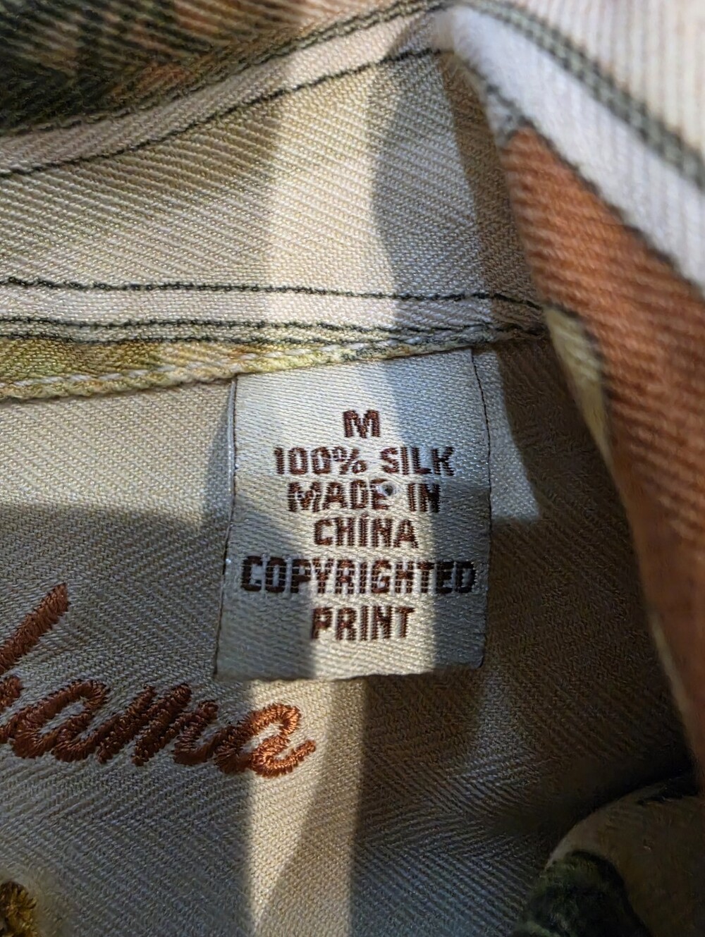 Tommy Bahama Las Vegas Silk Shirt M Casino Strip Hawaiian Aloha Y2K - Picture 3 of 6